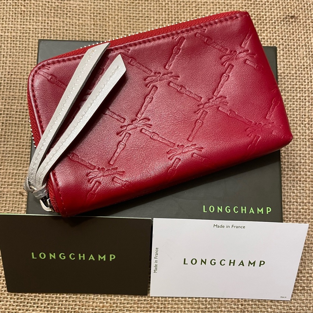 LONGCHAMP red leather logo zipper wallet